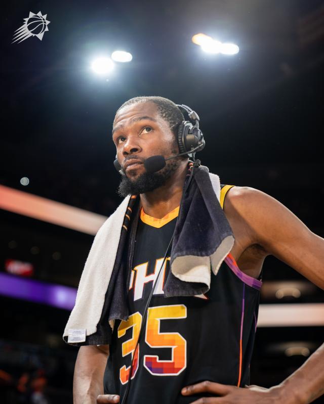 1683878554340023322.jpg Fva_WDKacAEryNC.jpg